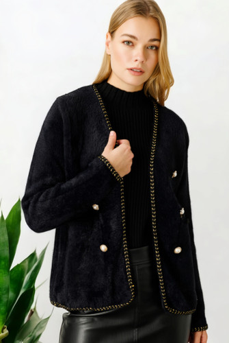 کت مشکی زنانه سبک و گرم برای فصلهای سرد